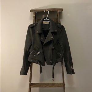Cropped Zara Jacket